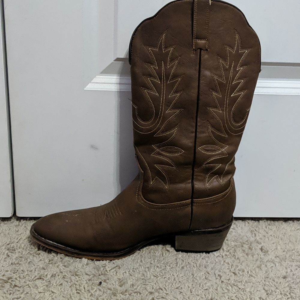 Female boots